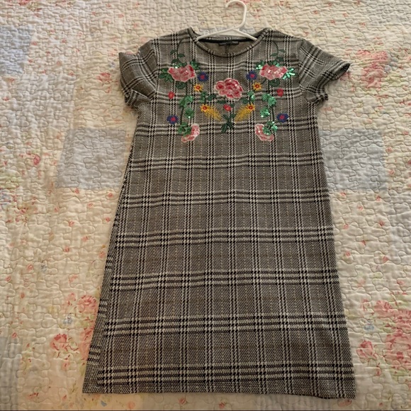 ZARA DRESS - Picture 2 of 4